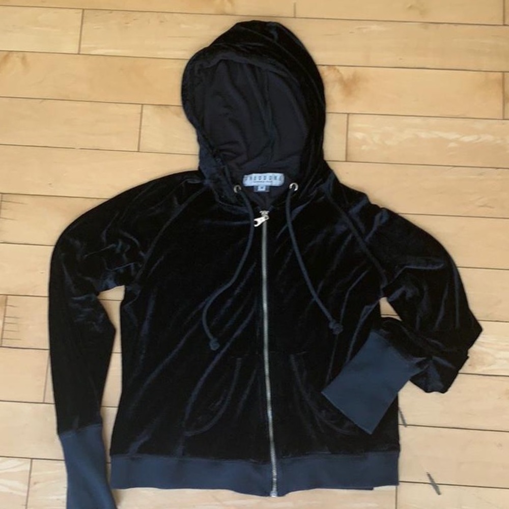 Theodore Beverly Hills velour hoodie as M